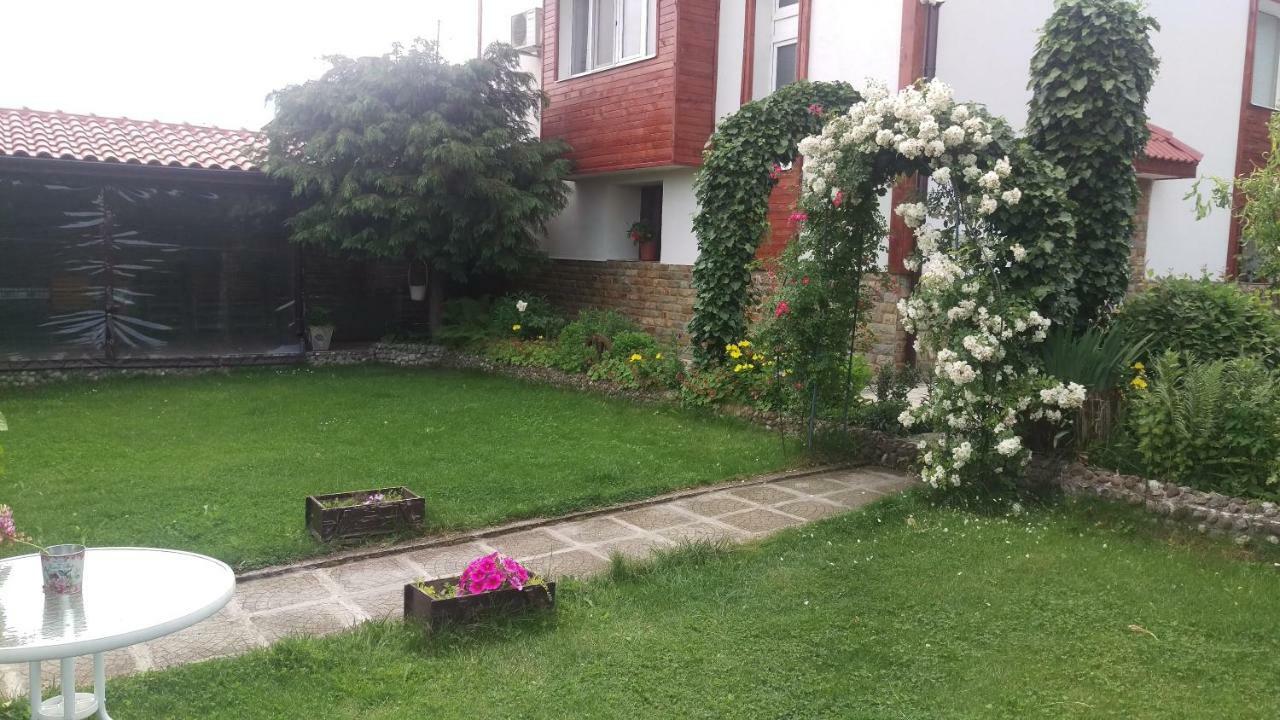 Guest House Simona Sapareva Banja Exteriér fotografie